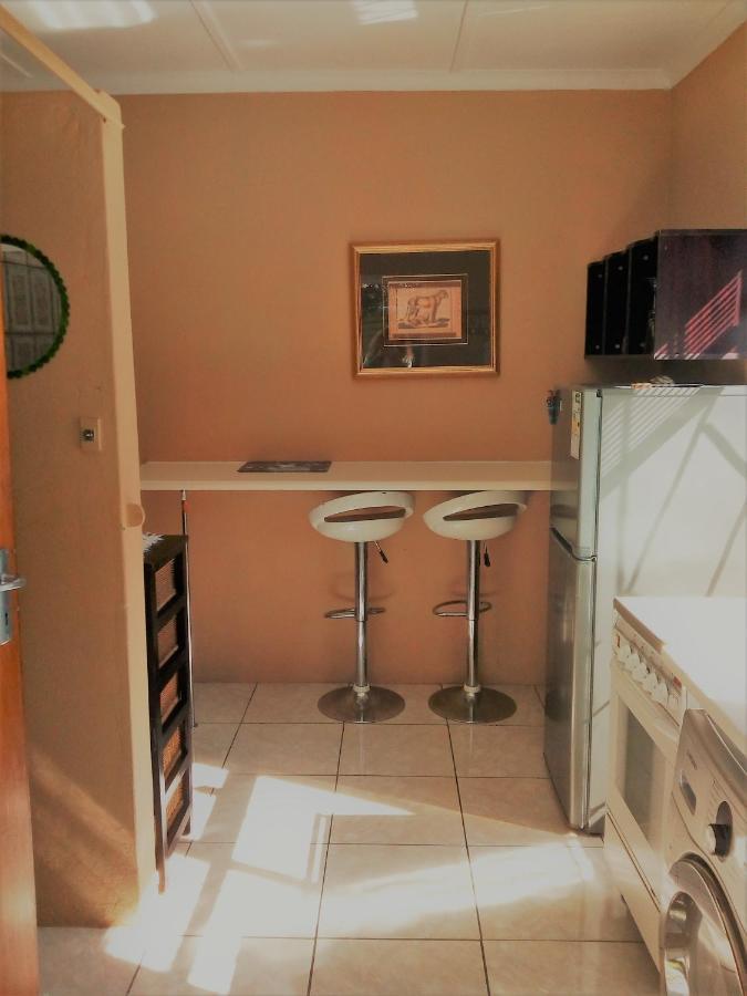 36 Df Strauss Street Apartment Kleinmond ภายนอก รูปภาพ